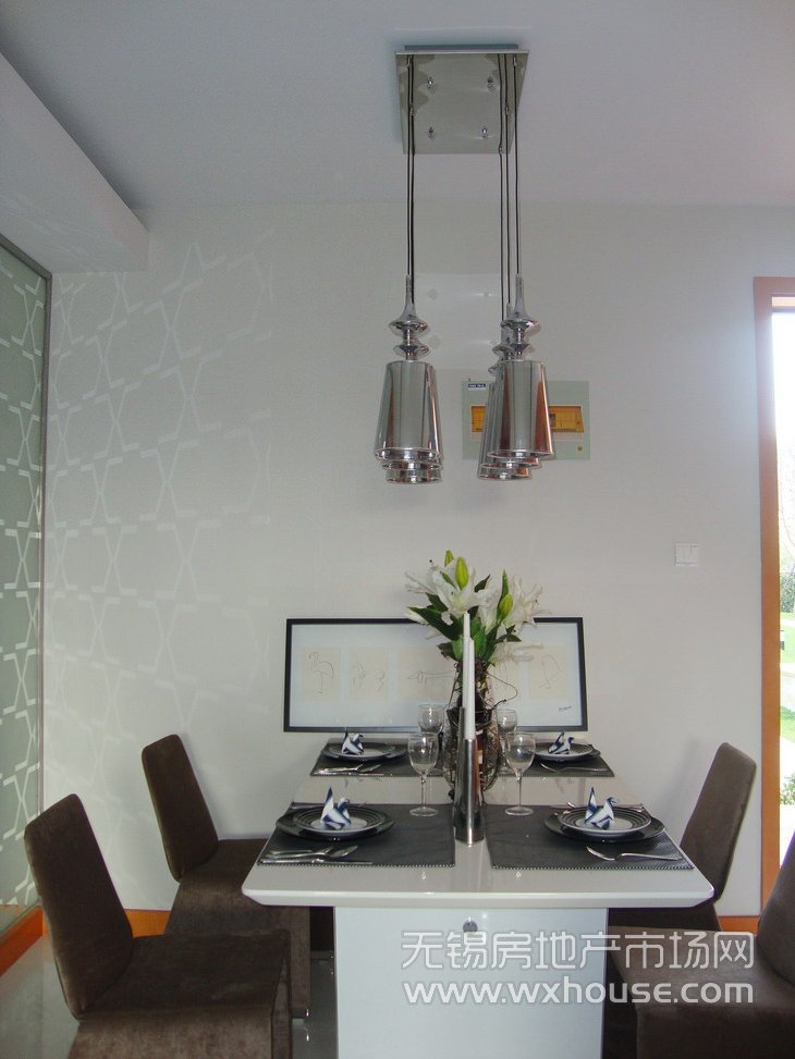 样板房112平米：餐厅      