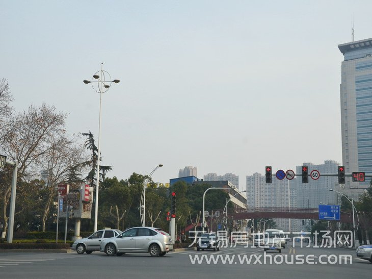 湖滨路商业街      