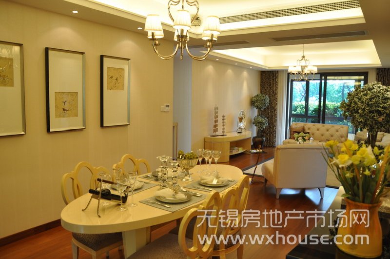 户型172平米样板房：客厅      