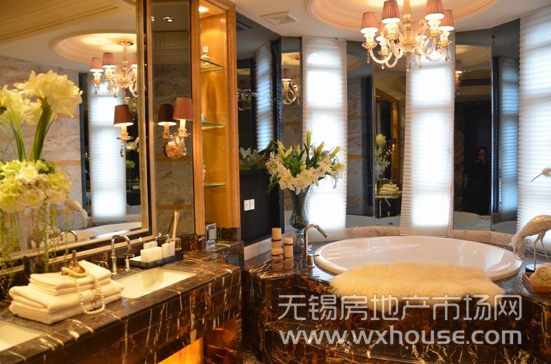 户型约200平米别墅样板房：卫生间      