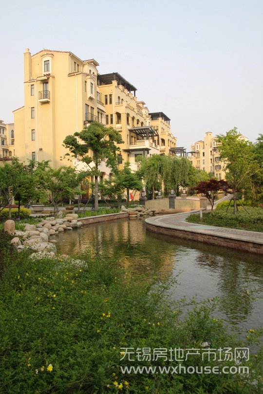 建筑外观与景观      