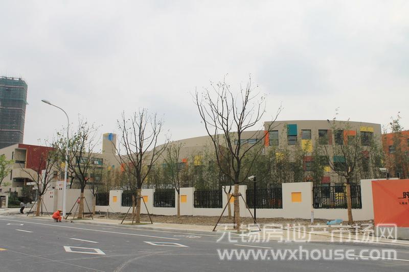 周边学校：侨谊幼儿园      
