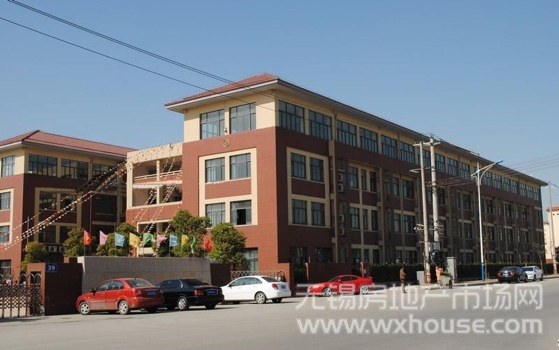 周边配套：天一实验小学      