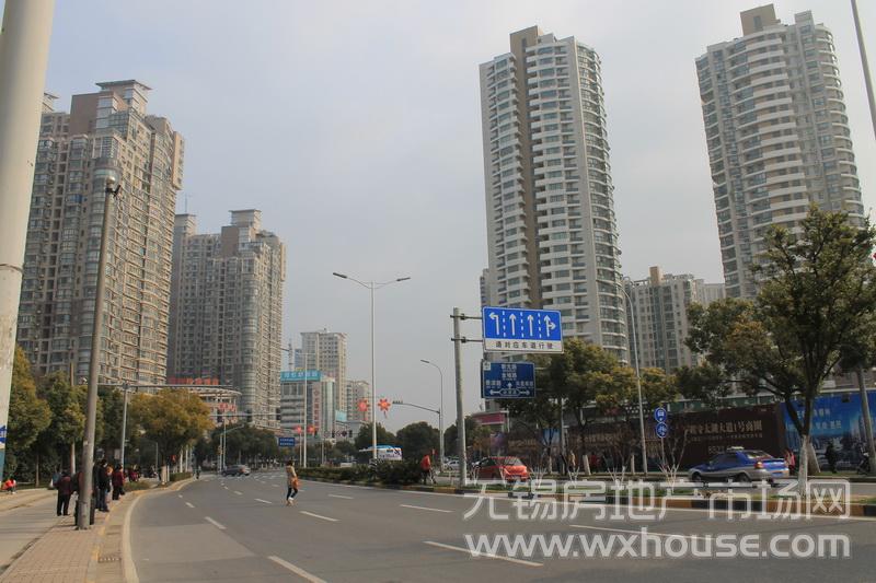 周边道路：长江北路      