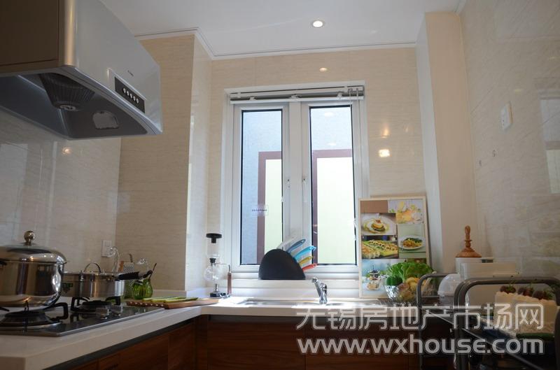 户型90㎡样板房:厨房