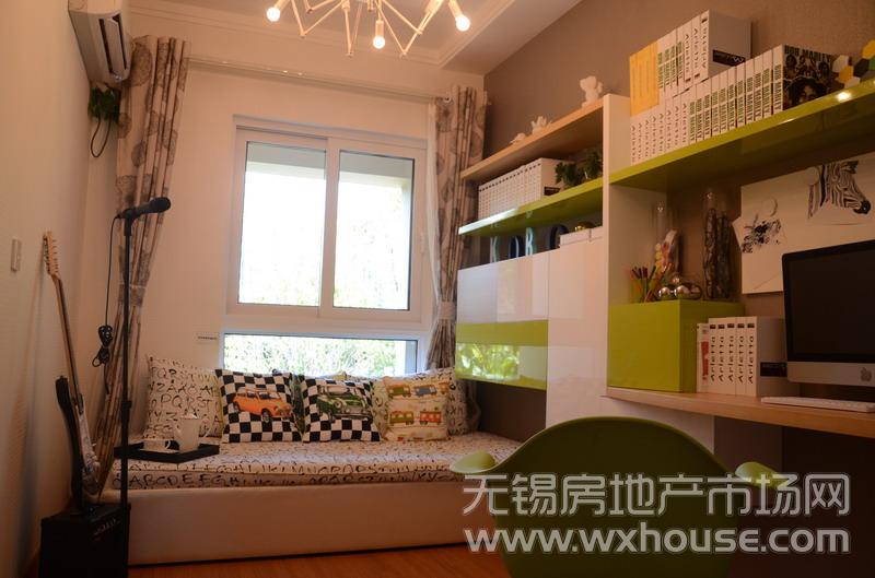 户型90㎡样板房:书房