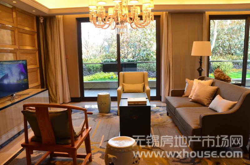 168㎡户型——客厅