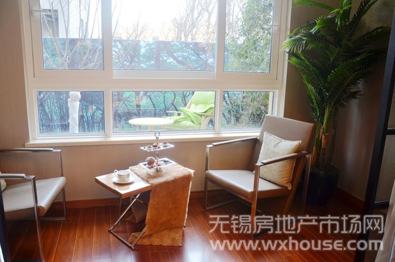 万科·信成道108㎡样板间——观景阳台      