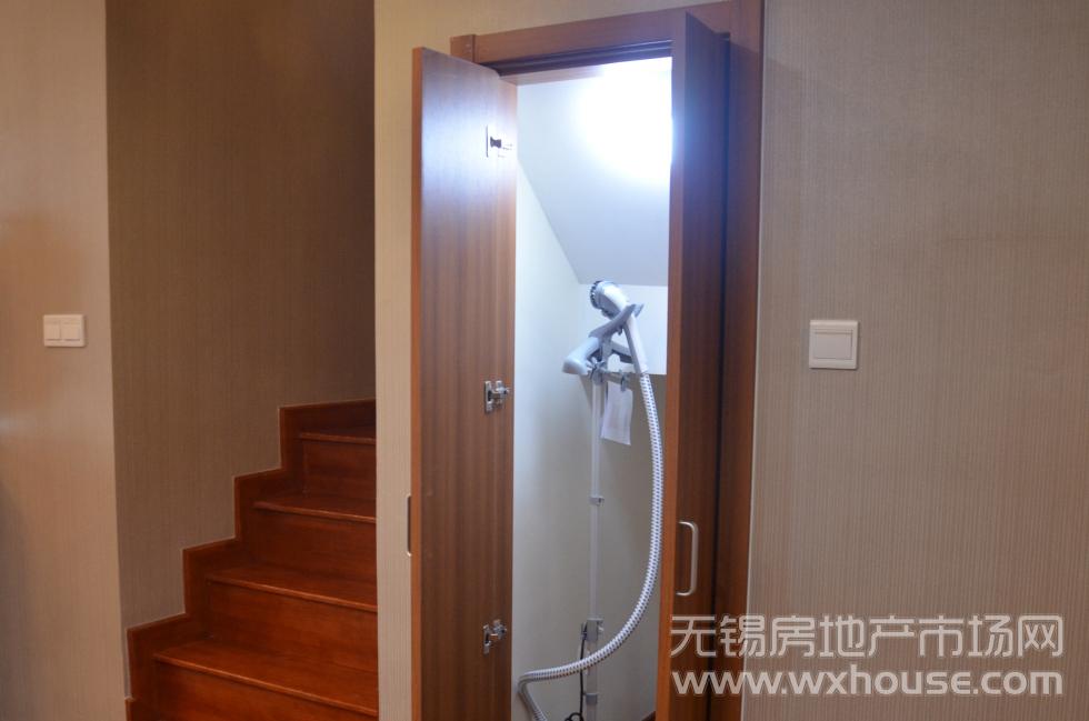 122㎡户型样板房      