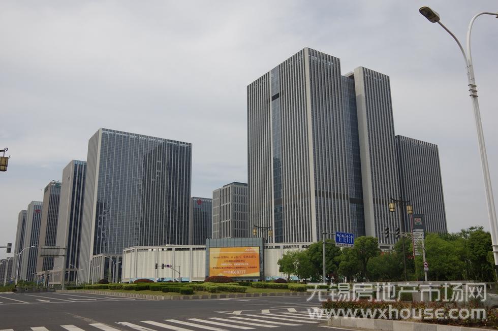 周边配套之金融街区.JPG      