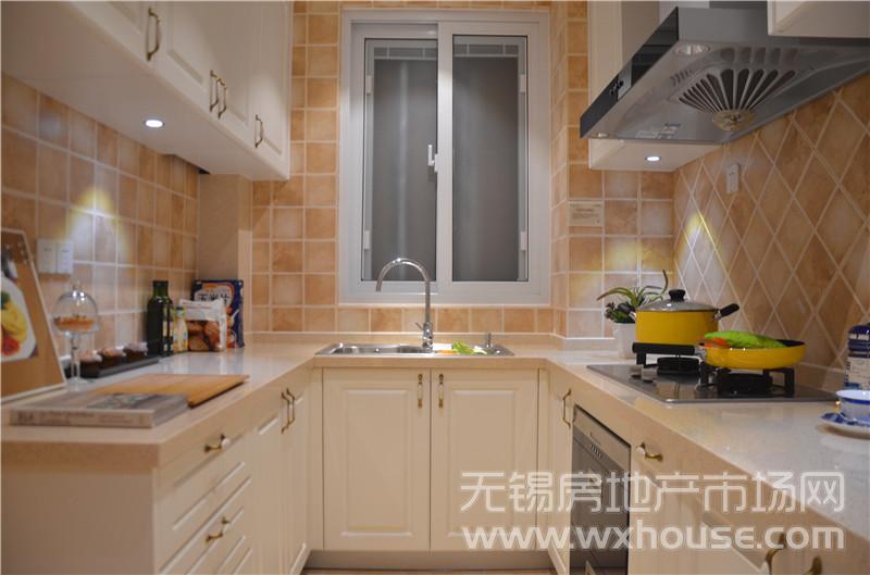 89平米B2户型样板间：厨房      
