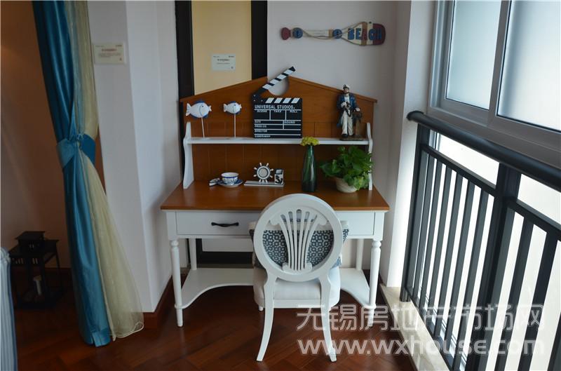 89平米B2户型样板间：阳台      