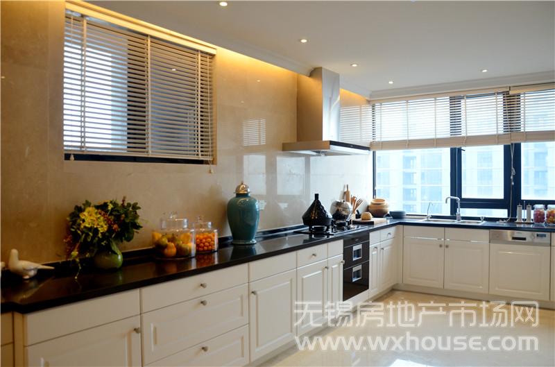 300平米样板间:厨房