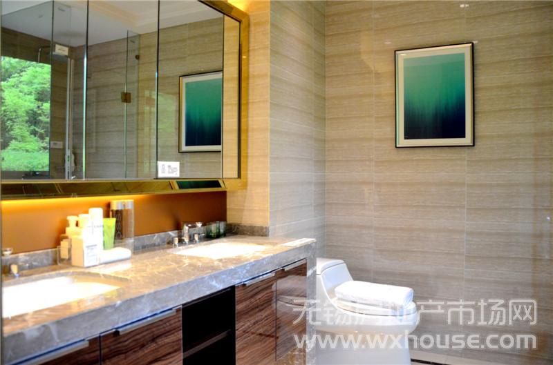 172㎡样板间主卧卫生间
