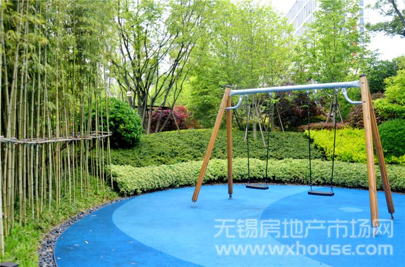 小区儿童游乐设施