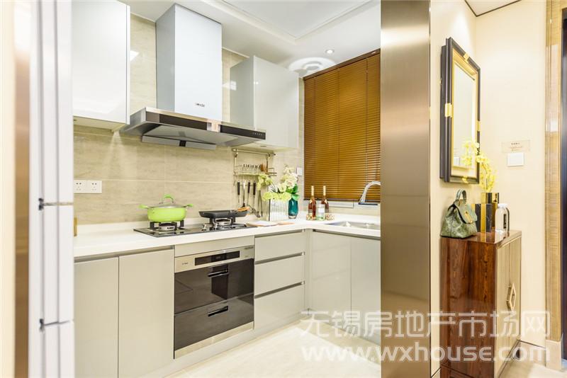 C户型样板房厨房      