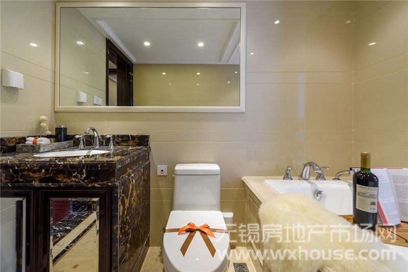 D户型样板房卫生间      