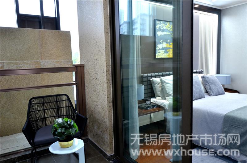 167㎡样板房主卧阳台