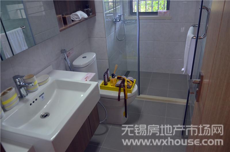 115㎡B户型样板间公共卫生间      
