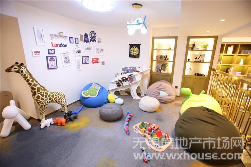 洋房118㎡样板间底复夹层 儿童游乐区      