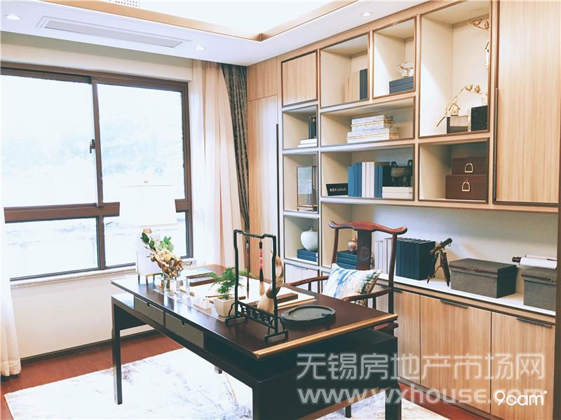 10#141㎡E-1户型样板间书房      