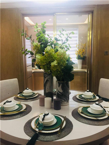 二期洋房一楼样板房餐厅