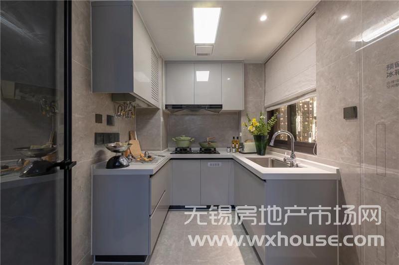 99㎡户型样板间