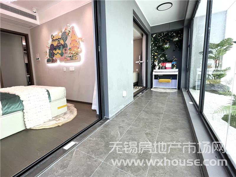 111㎡户型样板间阳台