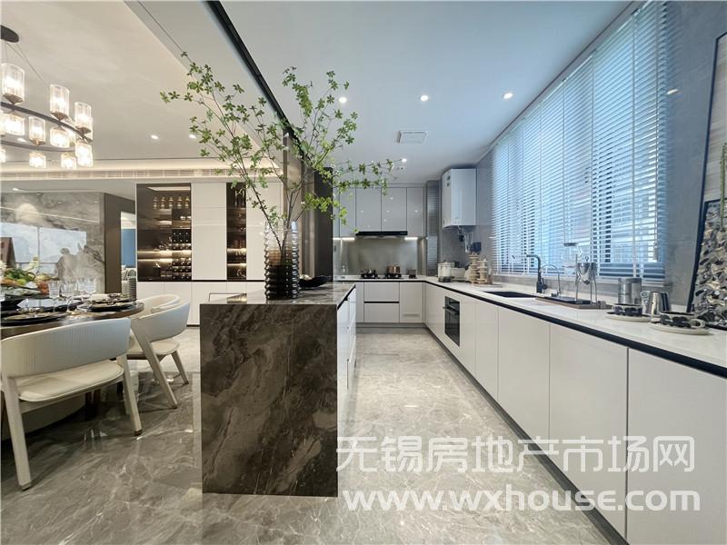 235㎡户型样板间