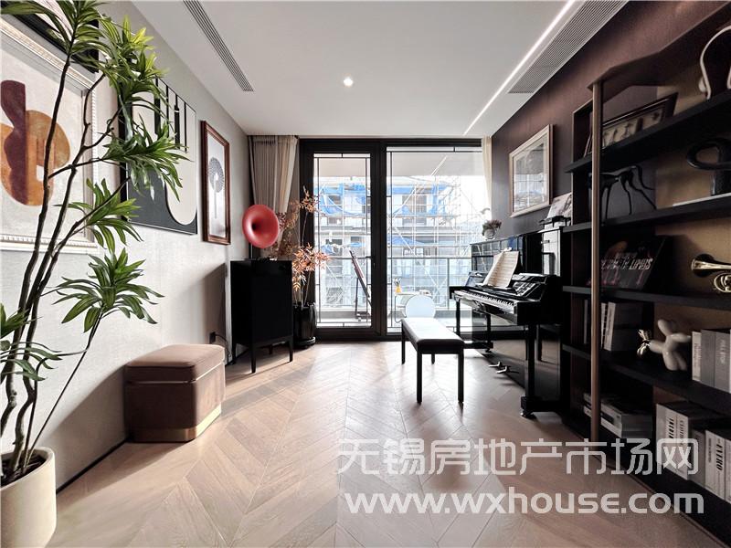合院样板间二楼书房