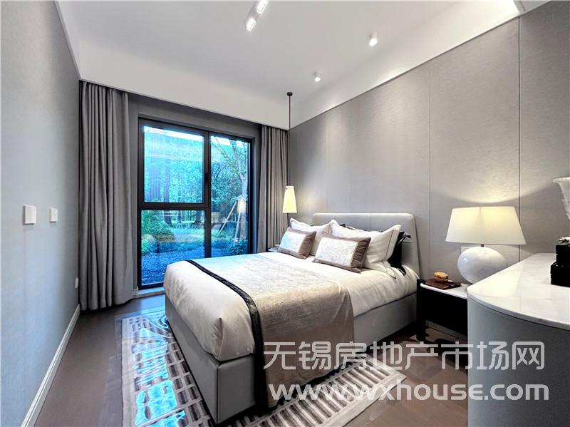 172㎡户型样板间次卧